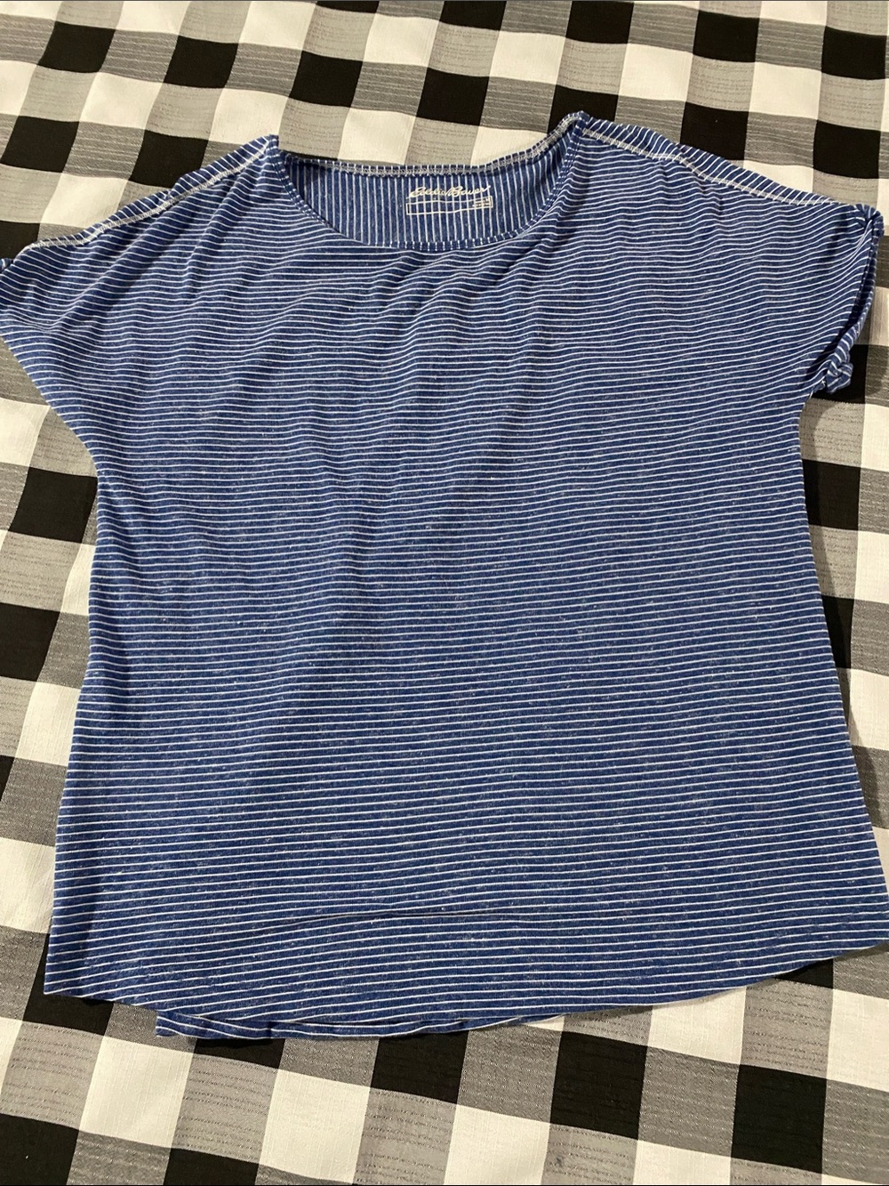 Eddie Bauer Blue & White Striped Lightweight Cozy Relaxed Fit Women’s Top Medium